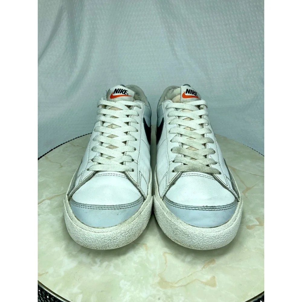 Nike Blazer Low 77 Vintage Leather Shoes Mens Sz 8.5 White Retro Sporty Sneakers